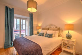 Heart of Bairro Alto-Live like a Local